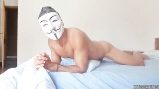 Halloween - Mysterious chap humping a fleshlight on the couch in a hawt way - booty finger