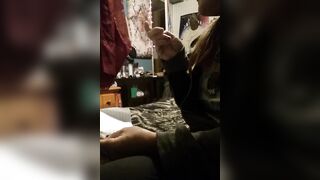 MollyDevine records a unknow short of RoxyFox420