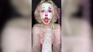 Dirty Clown Beauty Sextoy Blow job // SimpleSuccubus