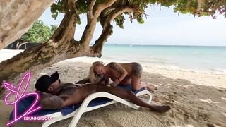 Thick Teen Honey Elana Bunnz Takes Large Ebony Weenie in Public Beach Round Butt With Spunk flow Facial
