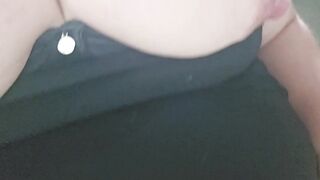 big beautiful woman PLAYS WITH VAGINA AND CUMS AT WORK ????