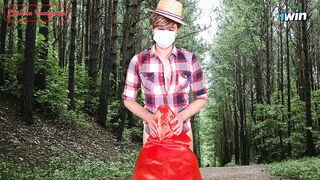 Caperucita adicta al SEXO va al bosque en busca de diversión - trailer