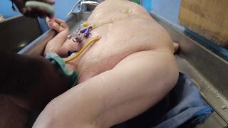 Split Splash Disabled Stud Takes a Baths with a Glad Ending