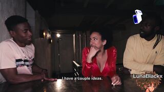 THREE-SOME RACIAL LunaBlackx COGIENDO DOS POLLAS ENORMES