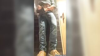 Risky Restaurant Bath Quickie masturbstion: Groaning Loud and Cumming Fast