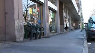 A Oral job at the Bar and an Butt Bang at Home