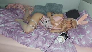 ASMR EASTER EAR LICKING SUCKING