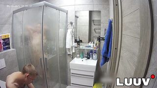 LUUV. Kareflore and Abbadon film their real amateur, homemade bath routine, showing maximum real life openness