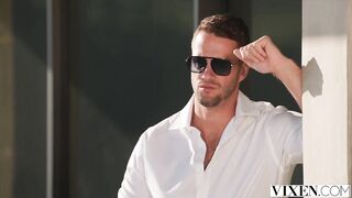 VIXEN Breathtaking Schlong Hungry Model Nicole Kitt Mixes Business With Enjoyment