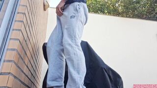 Giant spunk flow - Hawt Chap cums in a risky place