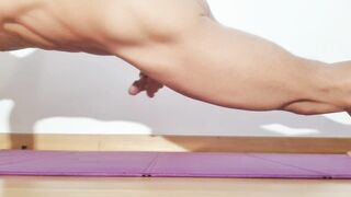 5 minutes of Masturbation / Core / Abs Training ending with a good spunk flow - accept the defiance?