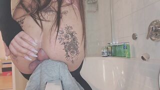 I bang myself in my tattooed booty, hawt anal riding with a large dick. own penis in booty selffuck self