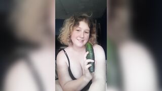 PLAYING WITH A CUCUMBER - Fansly - starjoannaxxx