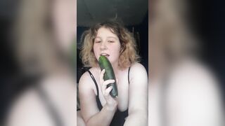 PLAYING WITH A CUCUMBER - Fansly - starjoannaxxx