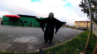 Linda big beautiful woman é fodida com força por intruso tarado no Halloween