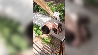 Guy sucks off str8 whiteboy with large penis!