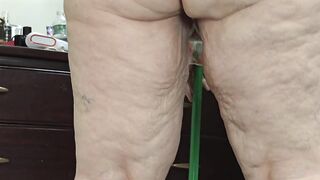 Cleaning lady step into baths & showing her biggest booty & snatch close up - obese aged big beautiful woman ssbbw