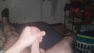 Quick jerk n lots of cum