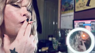 Smoke In The Mirror - Pretty Blond Cougar Tina Snua Smokin' 1 cigarette With Lots Of Smoke - Smoker