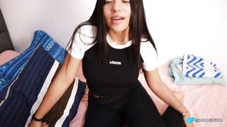 mi vecina recibe mi leche en su coño