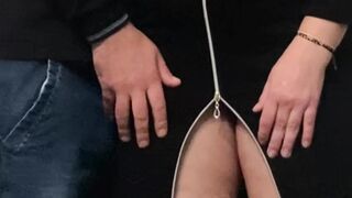 UFF!!! Some Stranger Ribald Fingers Rubbed my Cunt in German Subway