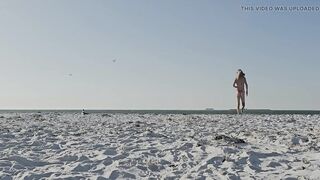 Strolling on the Beach in a hawt bikini