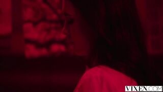 VIXEN Small Girl Daisy Pheonix Has The Strong Climax During Vehement Sex