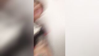 Quieres tocarme la verga mi'mor ?????