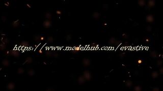 Mom pees in the baths. Close up