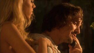 Hawt secrets at home in a darksome night...