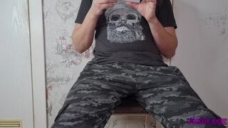 Рыжая красотка в кожаных чулках получает кремпай в свою киску