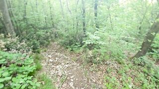 Sono arrapata! Fottimi tutti i buchi nel bosco - Figa e culo con sborra colante - LustTaste 4K