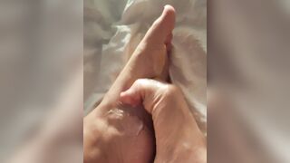 Rosie’s Intensive Toe Rubbing - Lotion-Drenched Foot Massage & Tease - Hawt Hotty Gets Willing for Cum