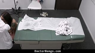 This babe Complies to Undergo a Sexy Treatment from The Doc - Doctorbangs
