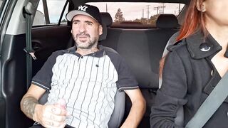 Casada motorista de aplicativo pegou passageiro se masturbando!