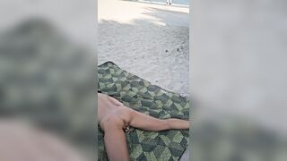 Кончила прямо на пляже в Германии