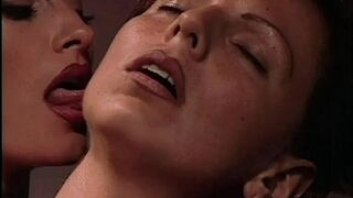 two Vintage Strumpets a Lesbo Climax