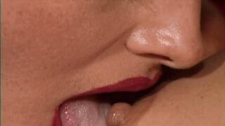 two Vintage Strumpets a Lesbo Climax