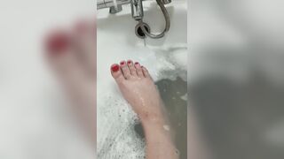 Imagen it's your cum on my toes