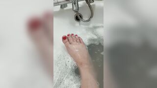 Imagen it's your cum on my toes