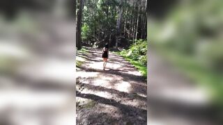 山の中で全裸になって・・・????