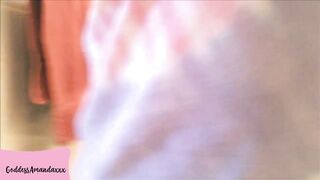 See My Hawt Pierced Snatch Pee in the Crapper