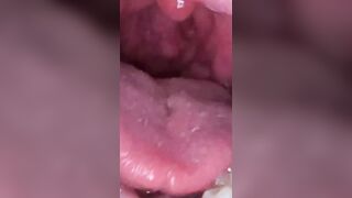 JanaSparksxx swallows entire gummies for her vore fans