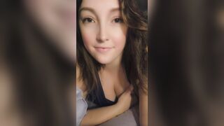 Girlfriend Rubs Her Titties For U