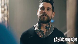 Golden-haired Doxy Girlfriend Suck Boyfriend's Knob In Front Of His Step-Parents