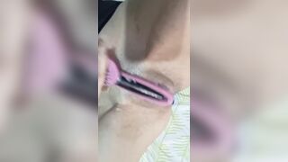 Latin babe se masturba