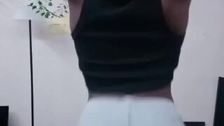 quick little twerk movie scene