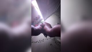 IDEAL POSITION TO SIT MY FLAWLESS SNATCH ON YOUR FACE ????