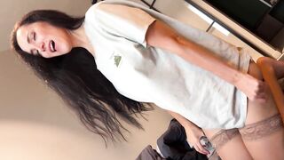 One Room, Likewise Many Secrets! Stepmom shares daybed with stepson