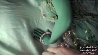 Elegant Alien Queen Gets Pounded In the BUTT! (Fun Model Doll Sorceress 105cm)